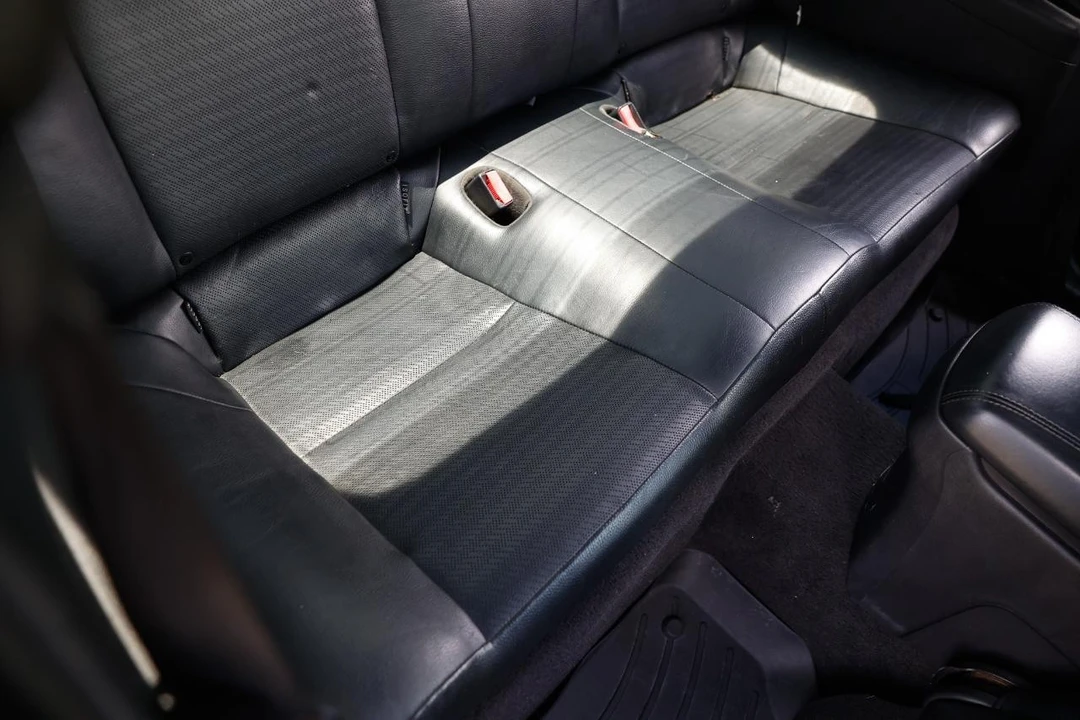 2013 Hyundai Genesis - Image 12 of 31