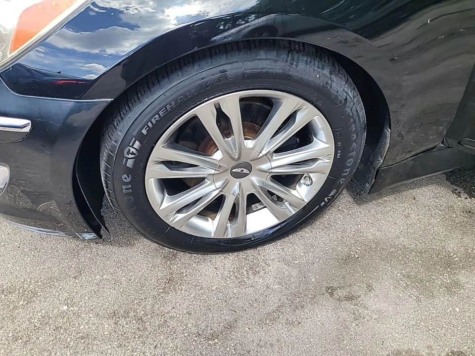 2013 Hyundai Genesis - Image 10 of 21
