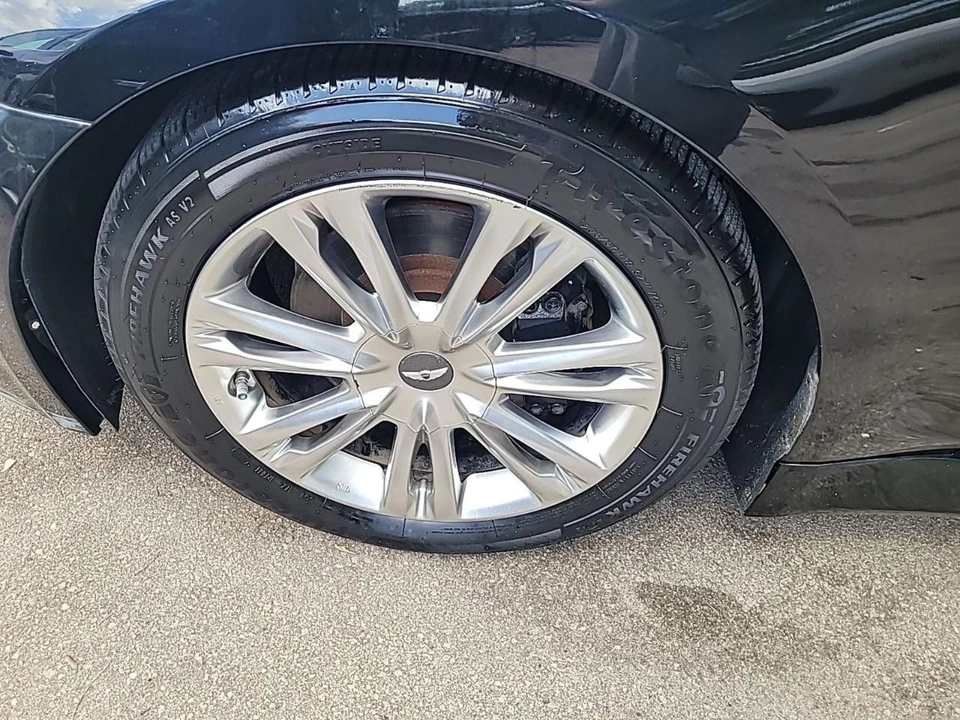 2013 Hyundai Genesis - Image 18 of 21