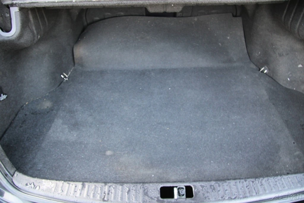 2013 Hyundai Genesis - Image 20 of 21