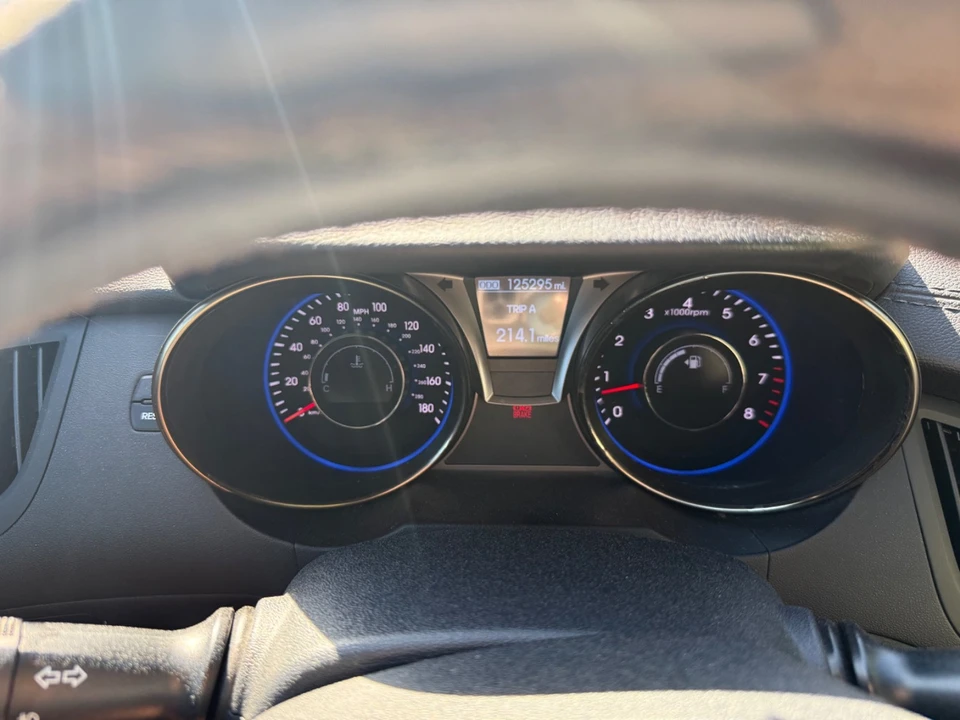 2013 Hyundai Genesis - Image 11 of 11