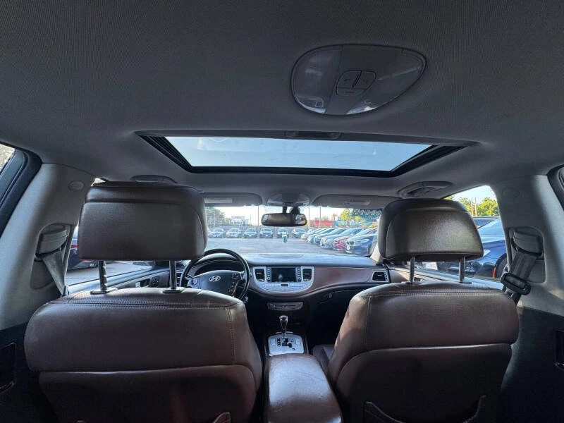 2013 Hyundai Genesis - Image 14 of 20