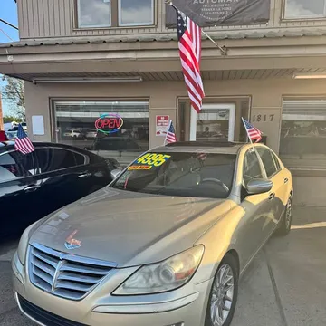 2013 Hyundai Genesis 4.6 Sedan 4D