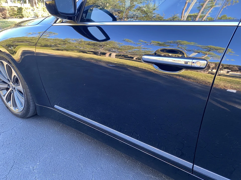 2013 Hyundai Genesis - Image 17 of 31