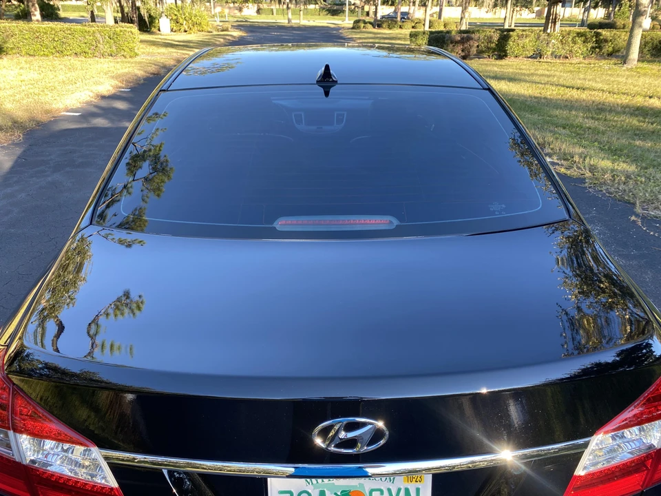 2013 Hyundai Genesis - Image 20 of 31