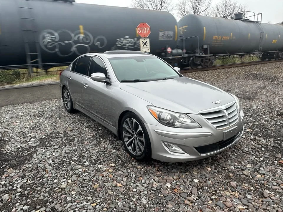 2013 Hyundai Genesis - Image 3 of 20