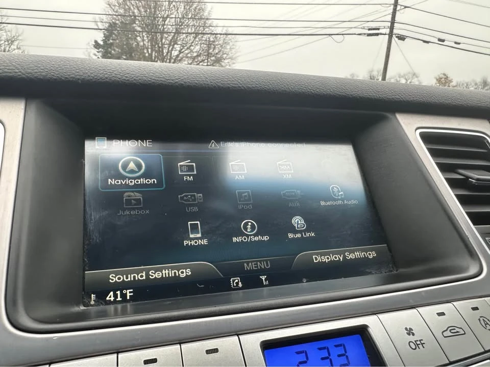 2013 Hyundai Genesis - Image 17 of 20