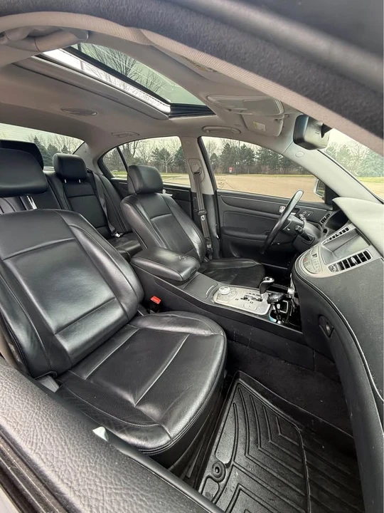 2013 Hyundai Genesis - Image 6 of 7