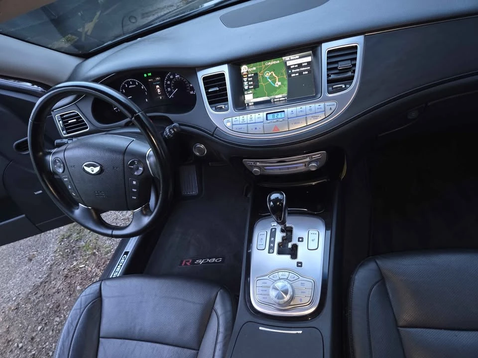 2013 Hyundai Genesis - Image 10 of 16