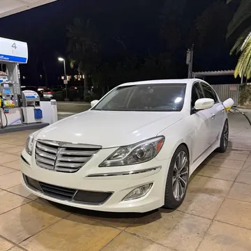 2013 Hyundai Genesis 5.0 R-Spec Sedan 4D