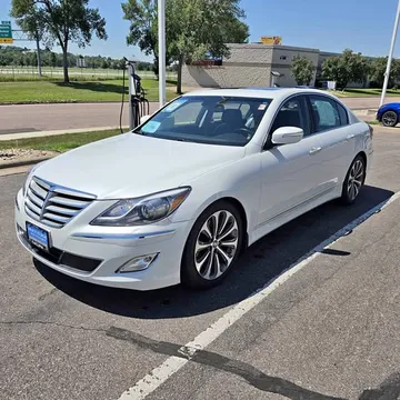 2013 Hyundai Genesis 5.0 R-Spec Sedan 4D