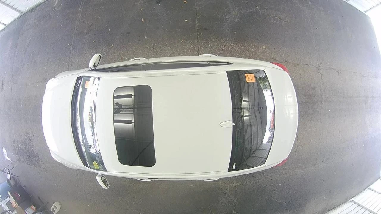 2013 Hyundai Genesis - Image 6 of 12