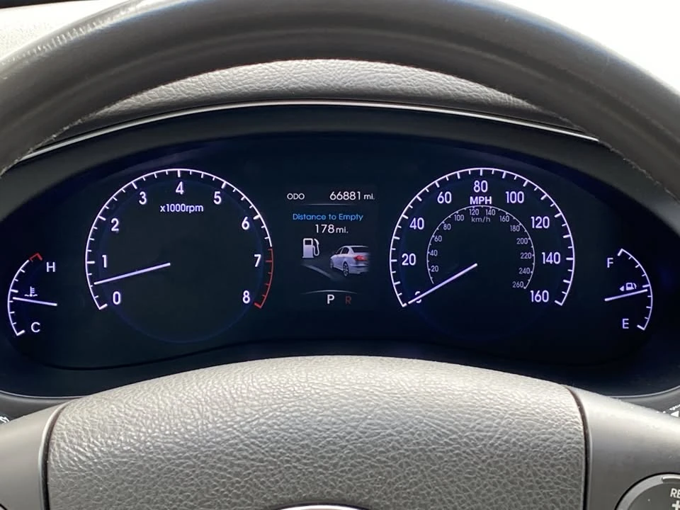 2013 Hyundai Genesis - Image 19 of 19