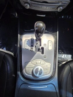 2013 Hyundai Genesis - Image 12 of 17