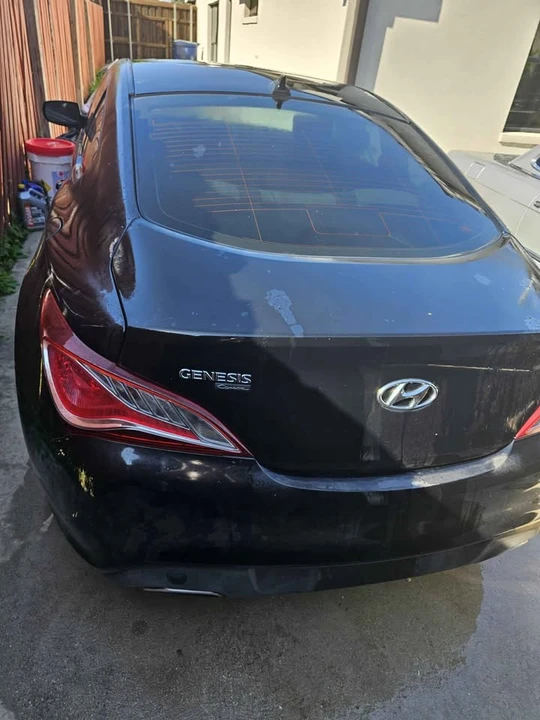 2013 Hyundai Genesis - Image 6 of 9