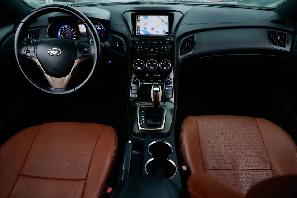 2013 Hyundai Genesis Coupe - Image 6 of 9