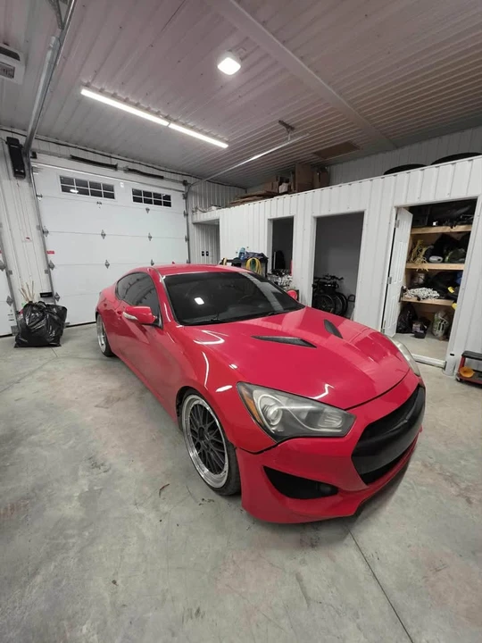2013 Hyundai Genesis Coupe - Image 3 of 8