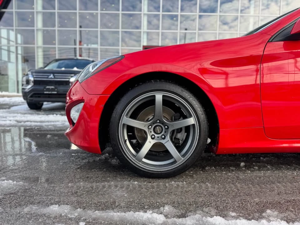 2013 Hyundai Genesis Coupe - Image 9 of 18