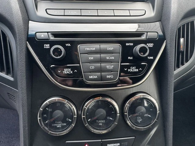 2013 Hyundai Genesis Coupe - Image 10 of 20