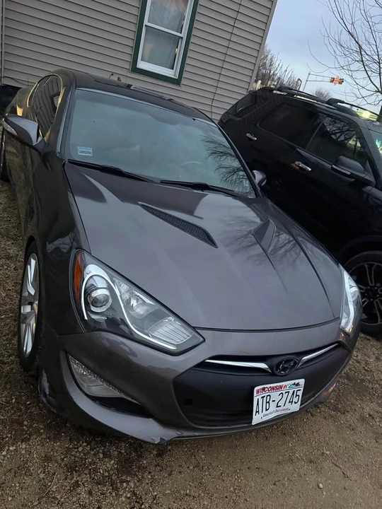 2013 Hyundai Genesis Coupe - Image 3 of 3