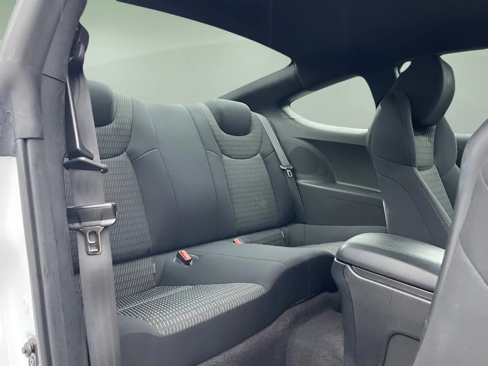 2013 Hyundai Genesis Coupe - Image 14 of 20
