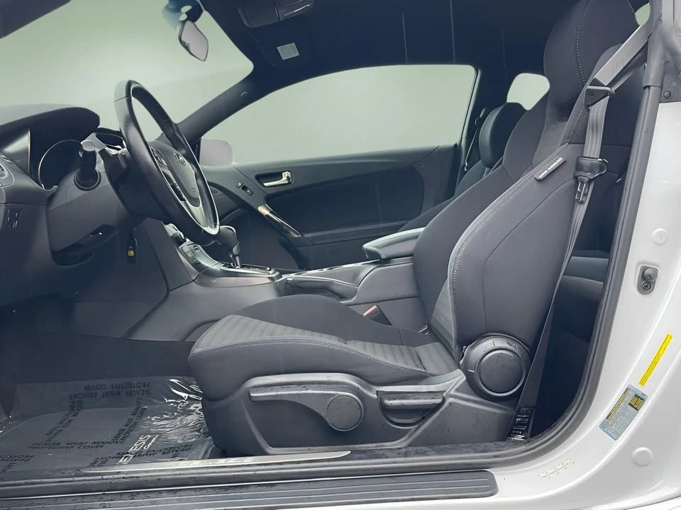 2013 Hyundai Genesis Coupe - Image 12 of 20
