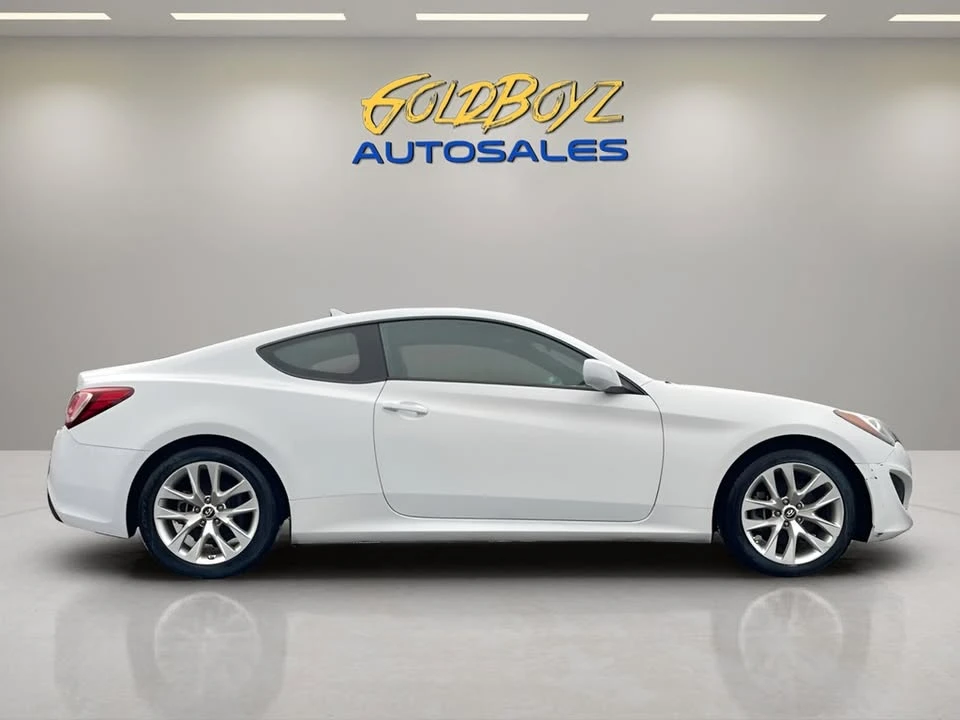 2013 Hyundai Genesis Coupe - Image 2 of 20