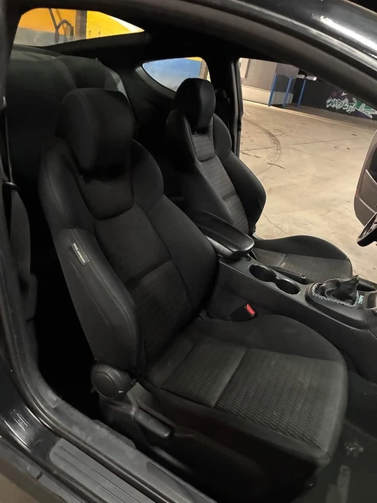 2013 Hyundai Genesis Coupe - Image 11 of 17