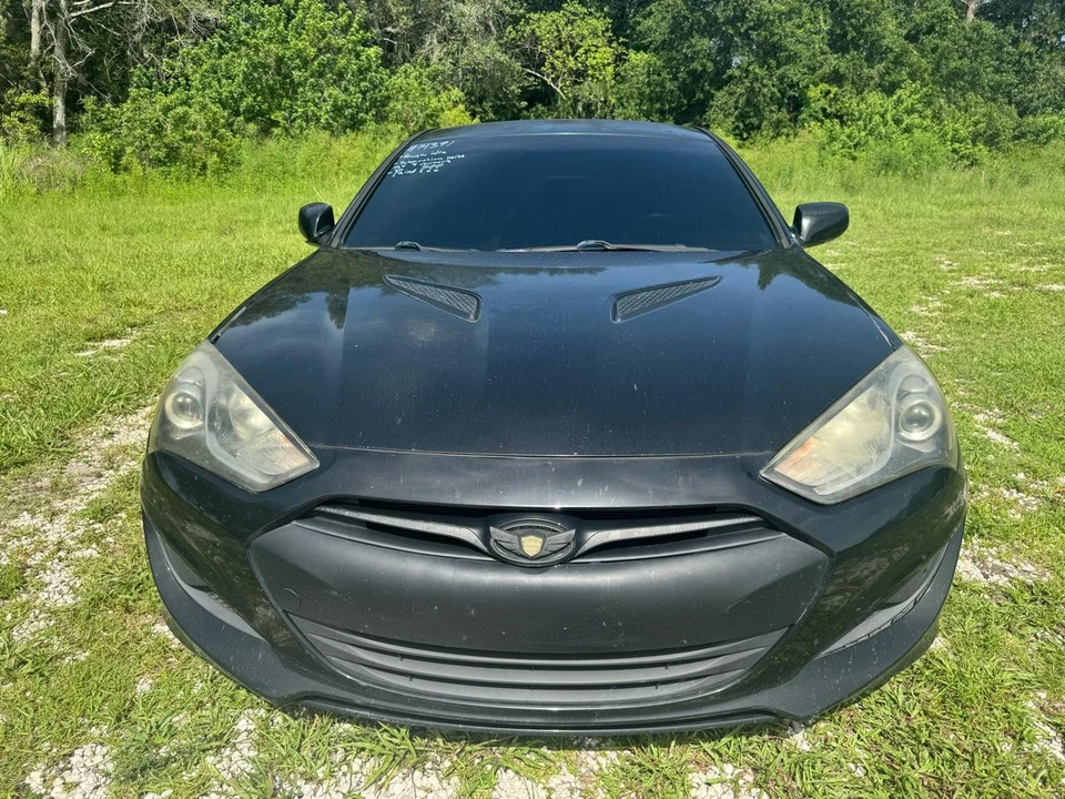 2013 Hyundai Genesis Coupe - Image 8 of 10