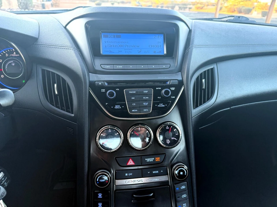 2013 Hyundai Genesis Coupe - Image 18 of 21