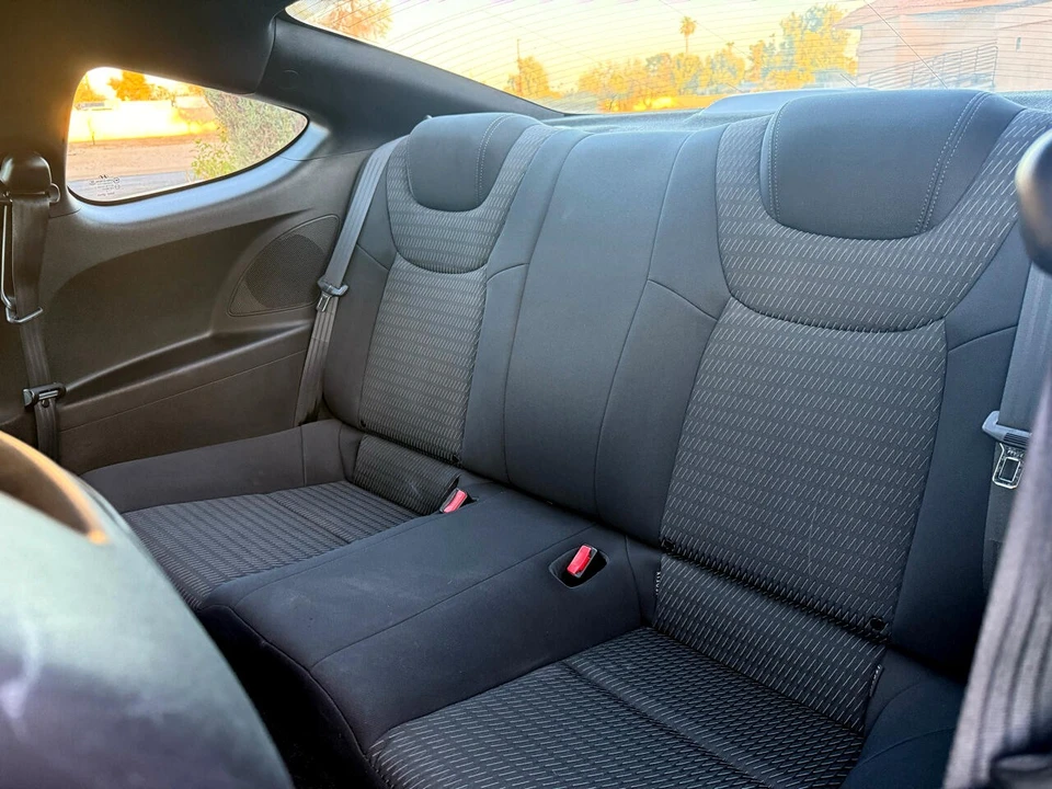 2013 Hyundai Genesis Coupe - Image 12 of 21