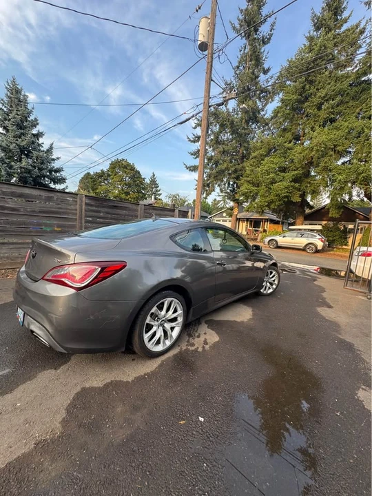 2013 Hyundai Genesis Coupe - Image 4 of 12
