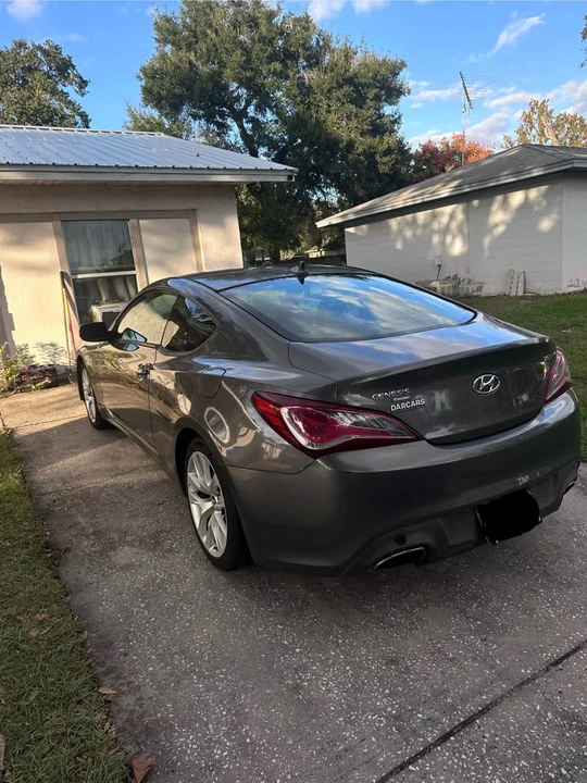 2013 Hyundai Genesis Coupe - Image 11 of 15