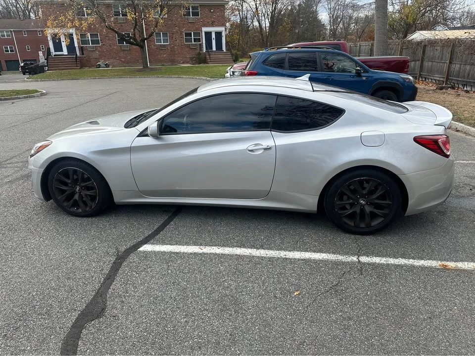 2013 Hyundai Genesis Coupe - Image 2 of 14