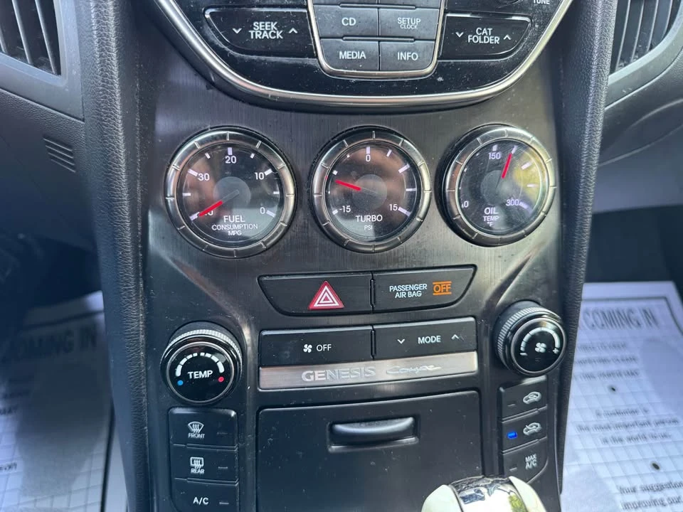 2013 Hyundai Genesis Coupe - Image 18 of 20