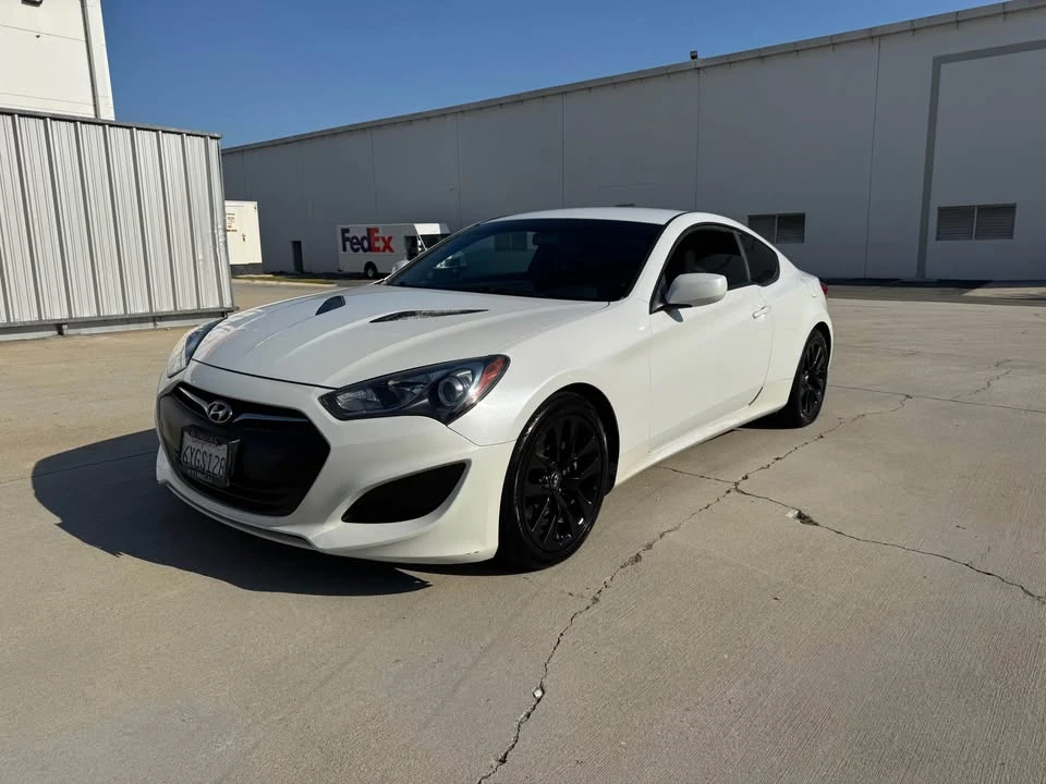 2013 Hyundai Genesis Coupe - Image 5 of 20