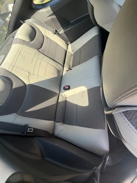 2013 Hyundai Genesis Coupe - Image 7 of 10