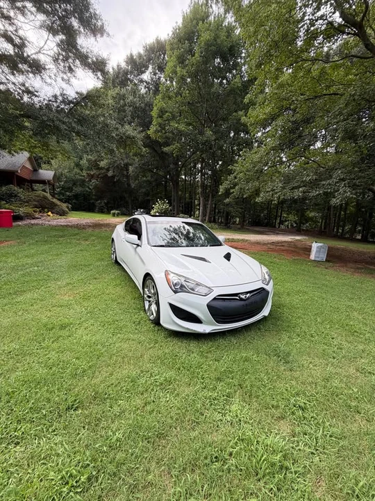 2013 Hyundai Genesis Coupe - Image 6 of 12