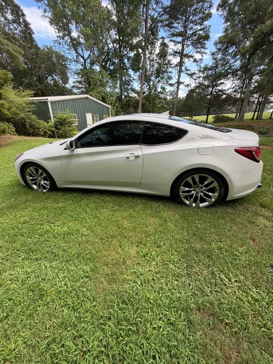 2013 Hyundai Genesis Coupe - Image 3 of 12