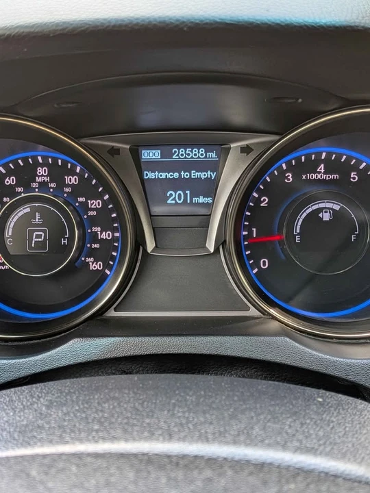 2013 Hyundai Genesis Coupe - Image 11 of 14