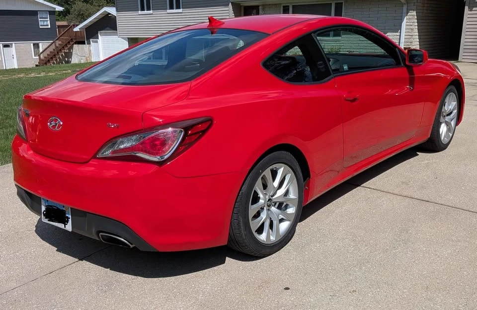 2013 Hyundai Genesis Coupe - Image 2 of 14