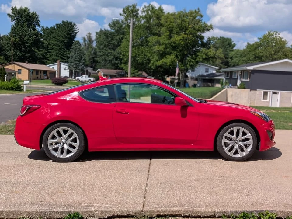 2013 Hyundai Genesis Coupe - Image 6 of 14