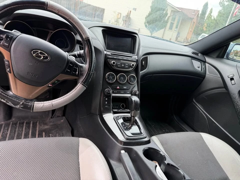 2013 Hyundai Genesis Coupe - Image 7 of 7