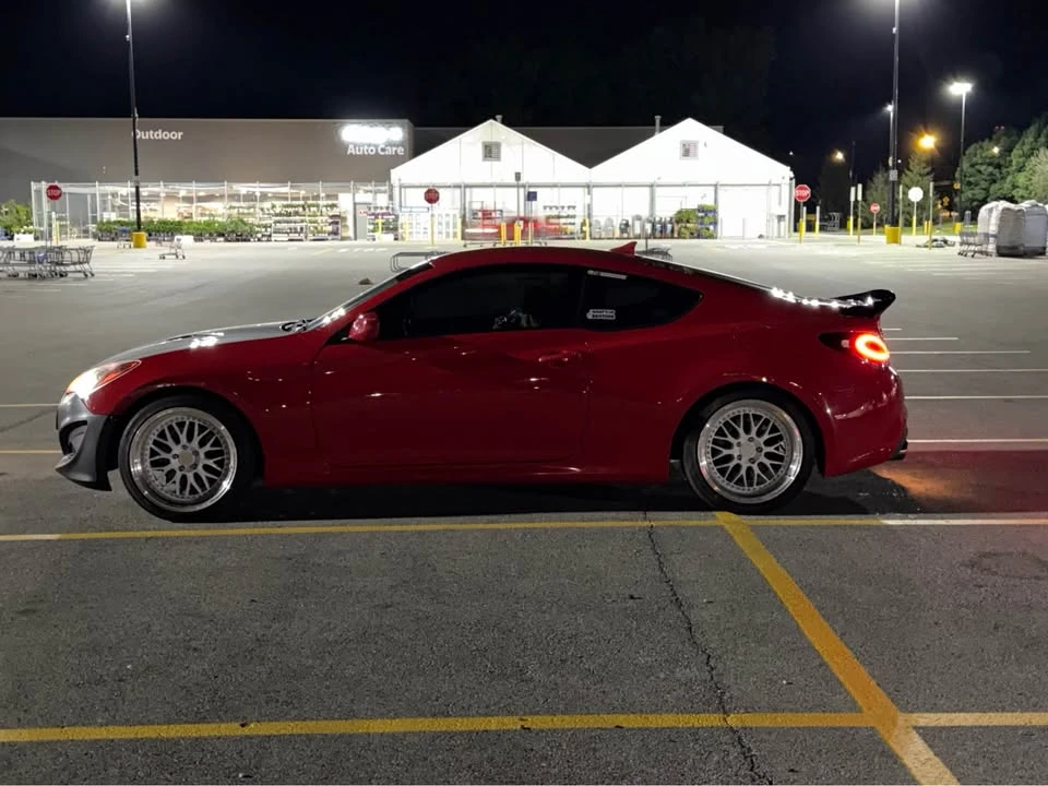2013 Hyundai Genesis Coupe - Image 4 of 12