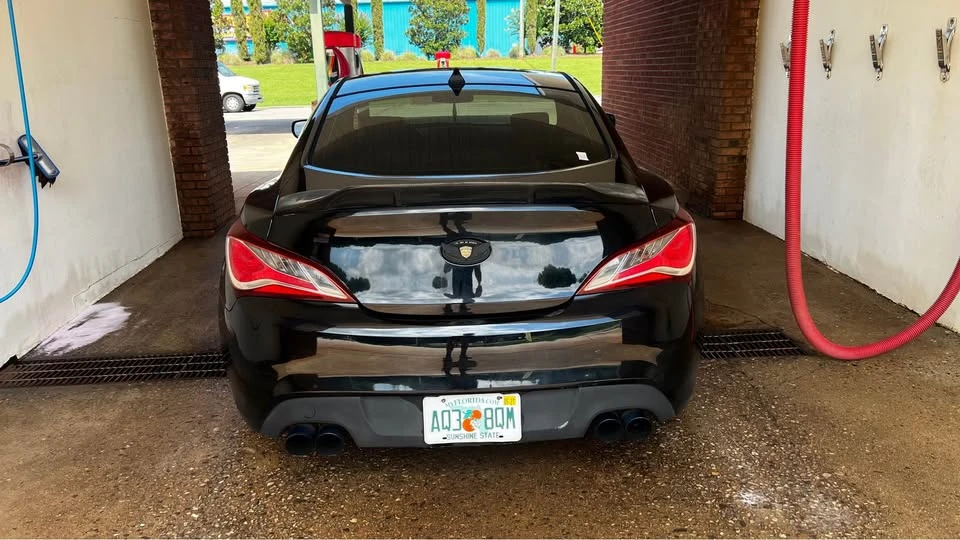 2013 Hyundai Genesis Coupe - Image 2 of 10
