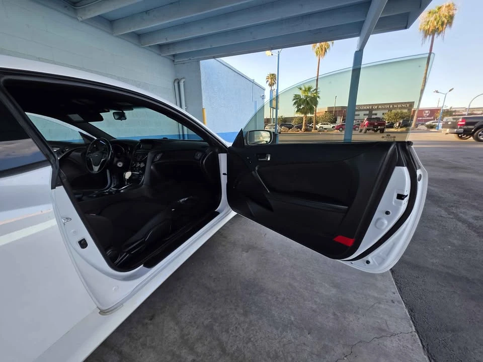 2013 Hyundai Genesis Coupe - Image 11 of 15