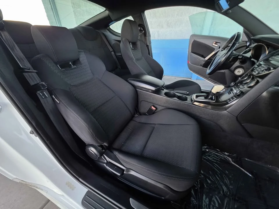 2013 Hyundai Genesis Coupe - Image 12 of 15