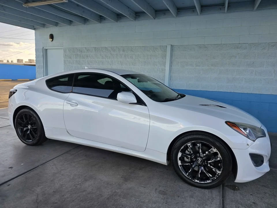 2013 Hyundai Genesis Coupe - Image 4 of 15