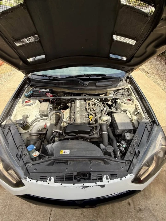 2013 Hyundai Genesis Coupe - Image 6 of 10