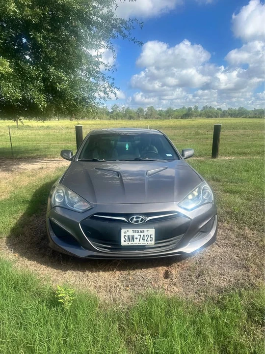 2013 Hyundai Genesis Coupe - Image 9 of 9
